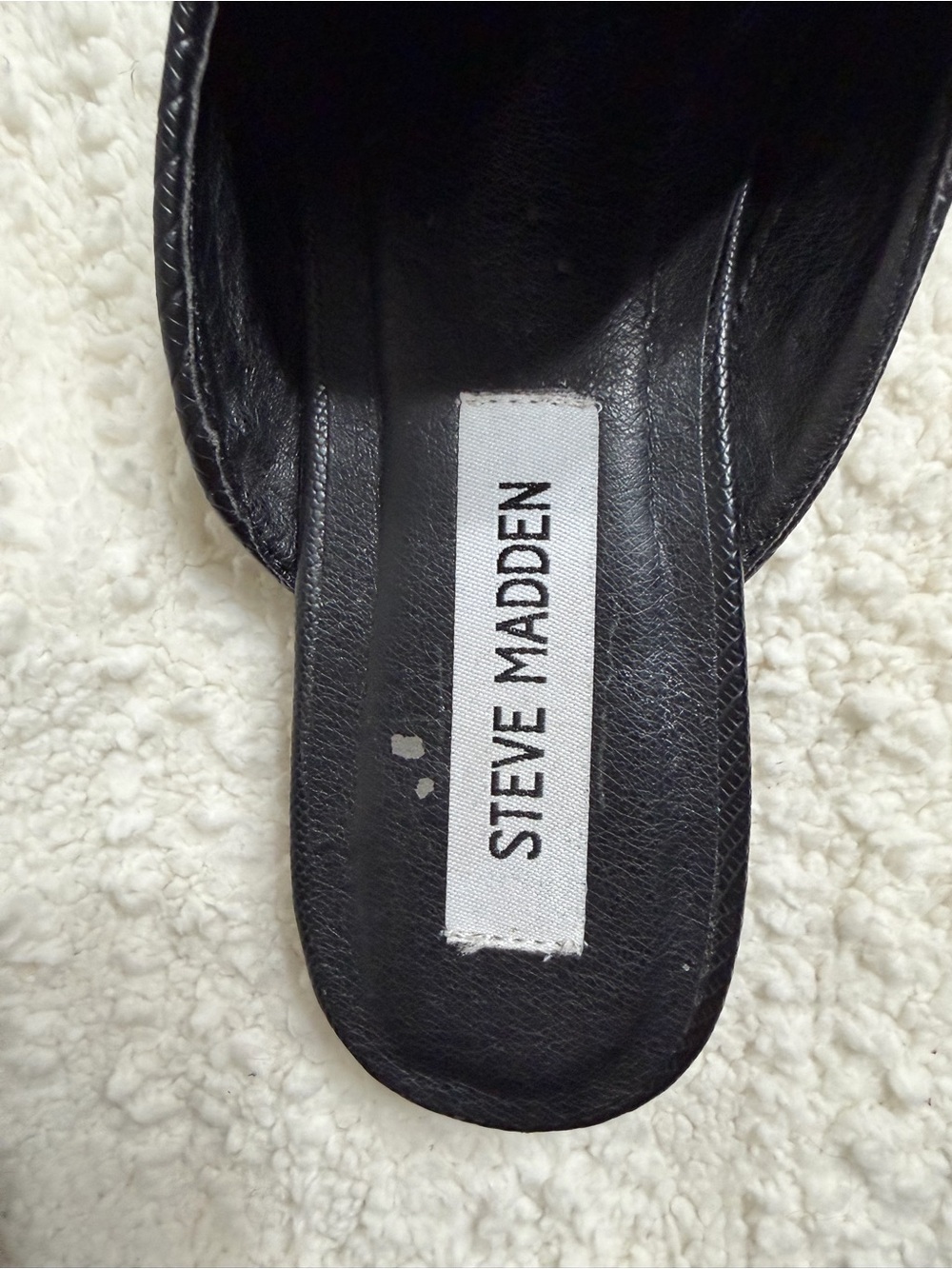 Steve Madden Black Textured Pointed Mule Slides - Picture 4 of 6
